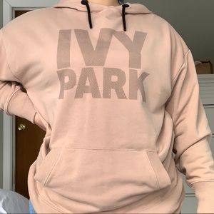 Peachy Pink🍑IVY PARK Sweater
